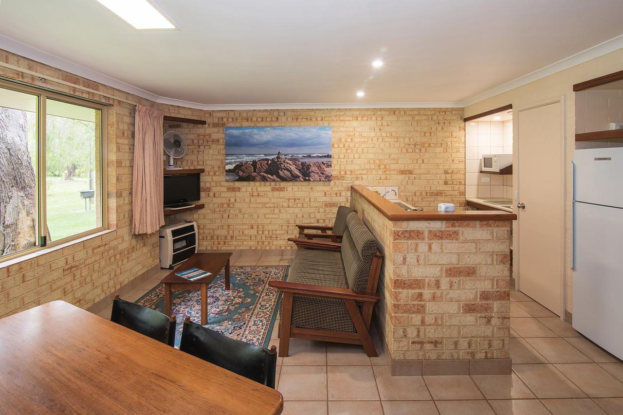 Siesta Park Holiday Resort Absolute Beachfront Resort Busselton Phòng bức ảnh